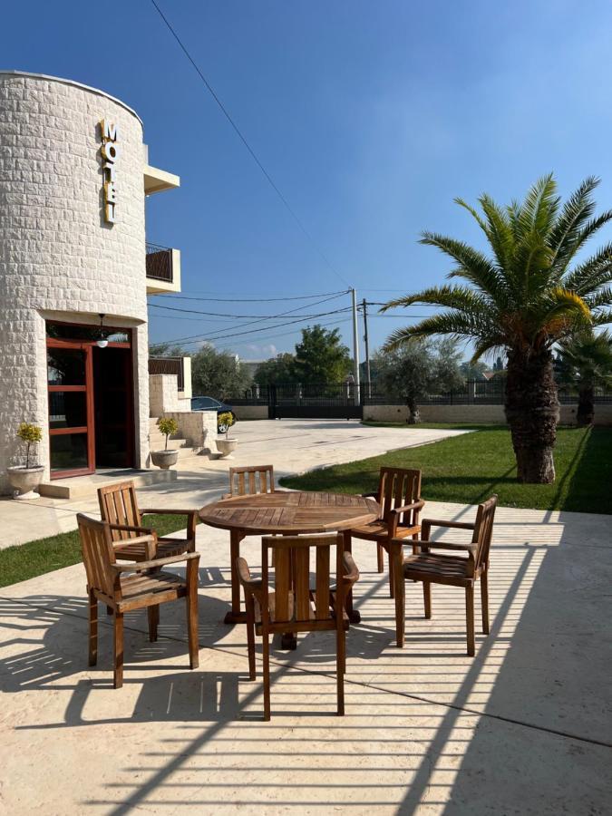 Motel Zeta Lux Mitrovici  Extérieur photo