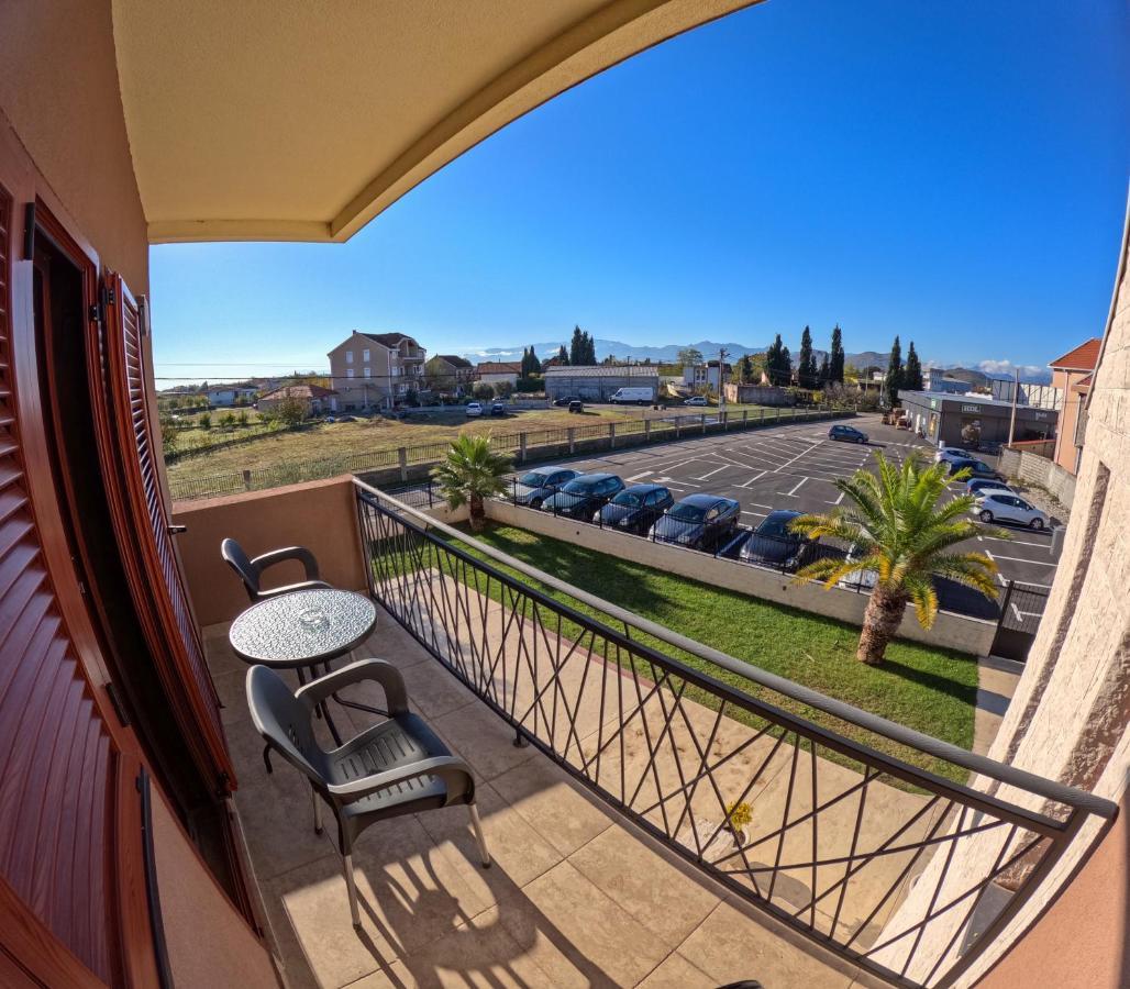 Motel Zeta Lux Mitrovici  Extérieur photo