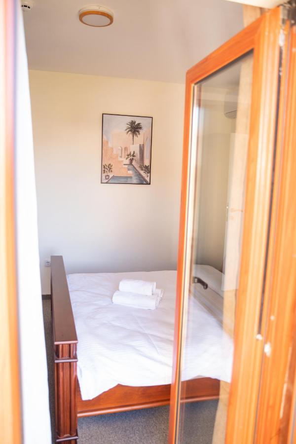 Motel Zeta Lux Mitrovici  Extérieur photo