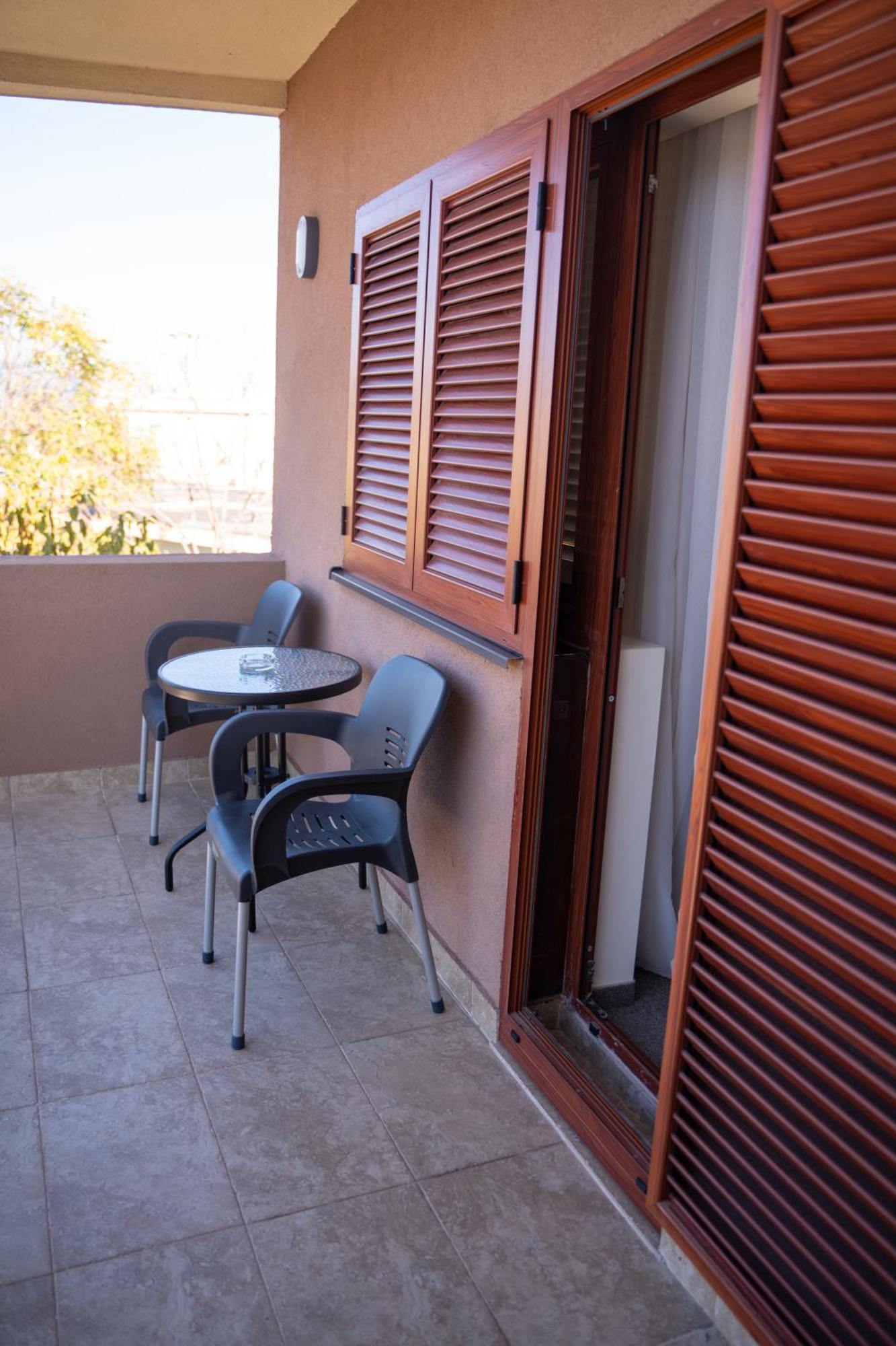 Motel Zeta Lux Mitrovici  Extérieur photo