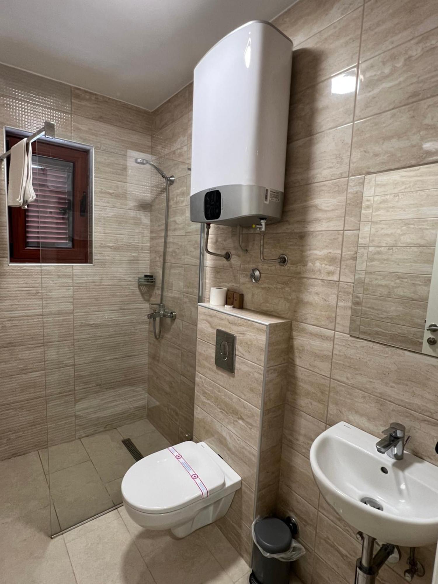Motel Zeta Lux Mitrovici  Extérieur photo